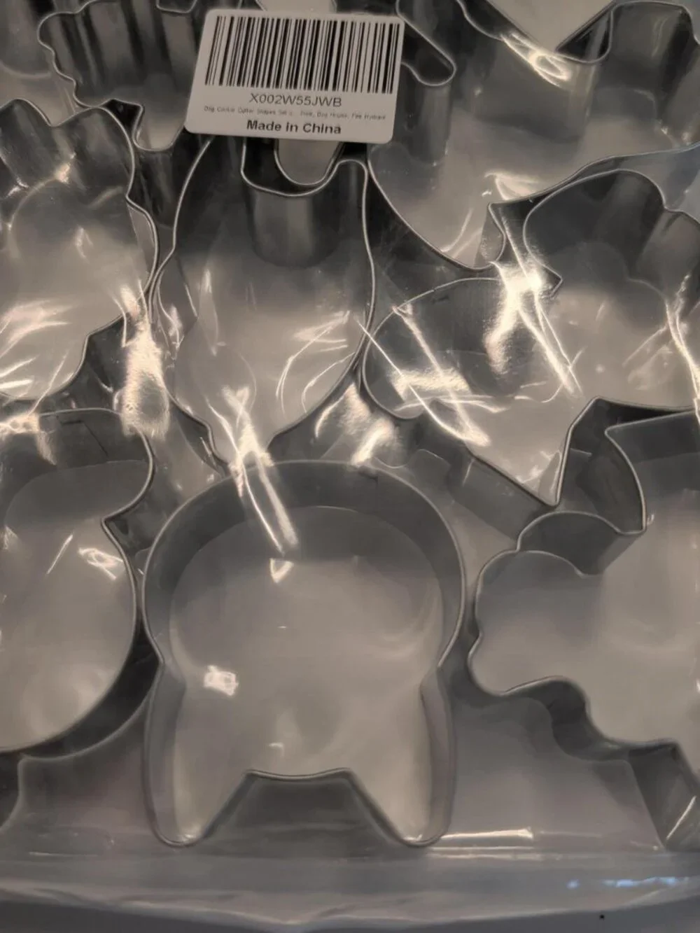 New Sealed 11 Dog Cookie Cutter Set Pet Treats Baking Puppy Party UNOPENED